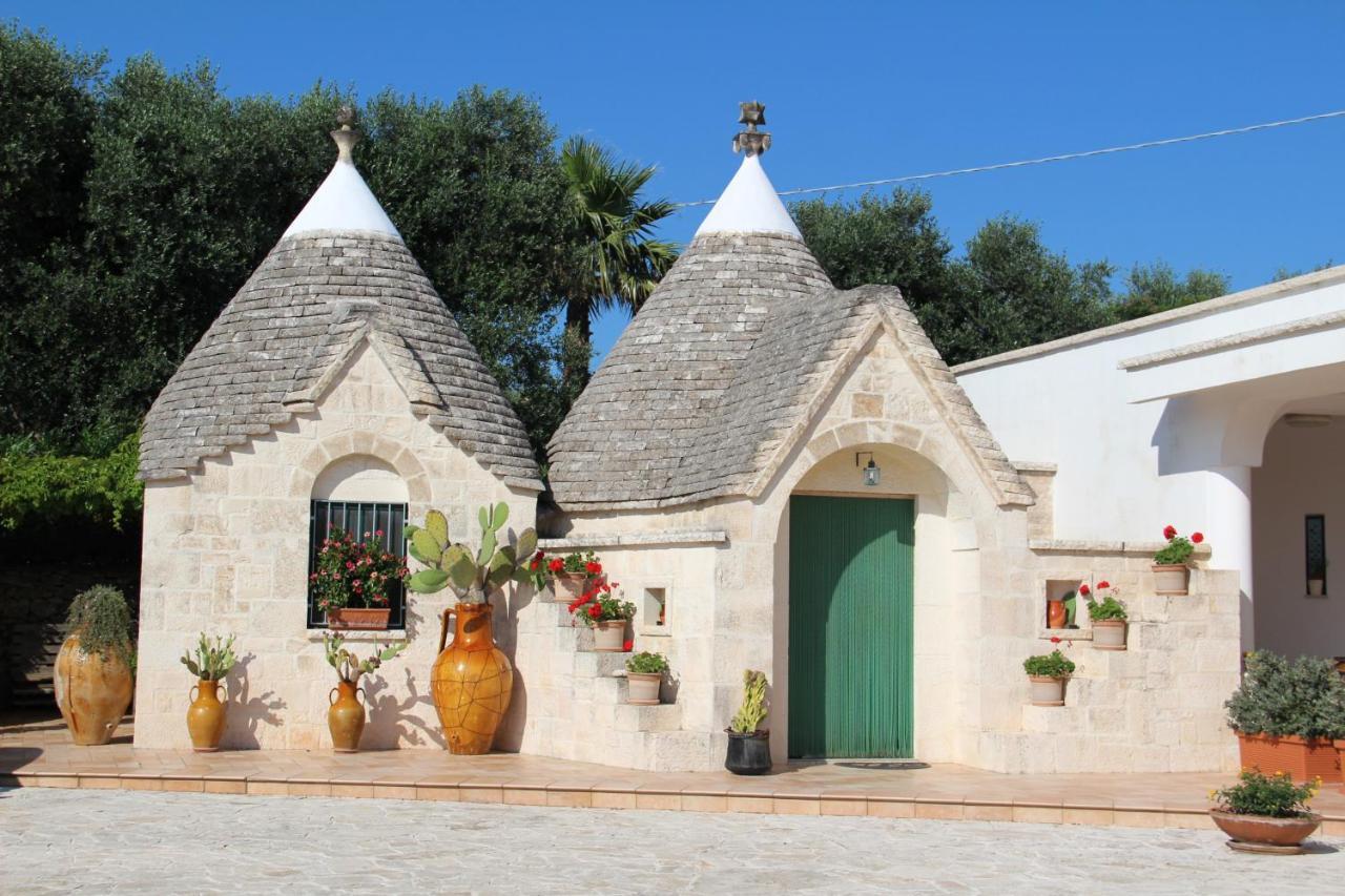 Trullo Al Monte Bed & Breakfast Ceglie Messapica Exterior photo